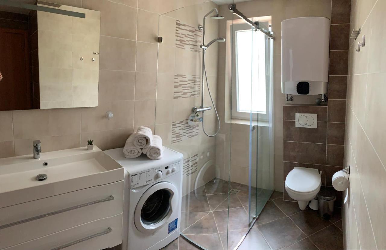Ive Lole Ribara 38 Apartment Becici  Exterior photo