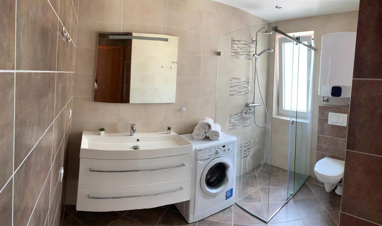 Ive Lole Ribara 38 Apartment Becici  Exterior photo